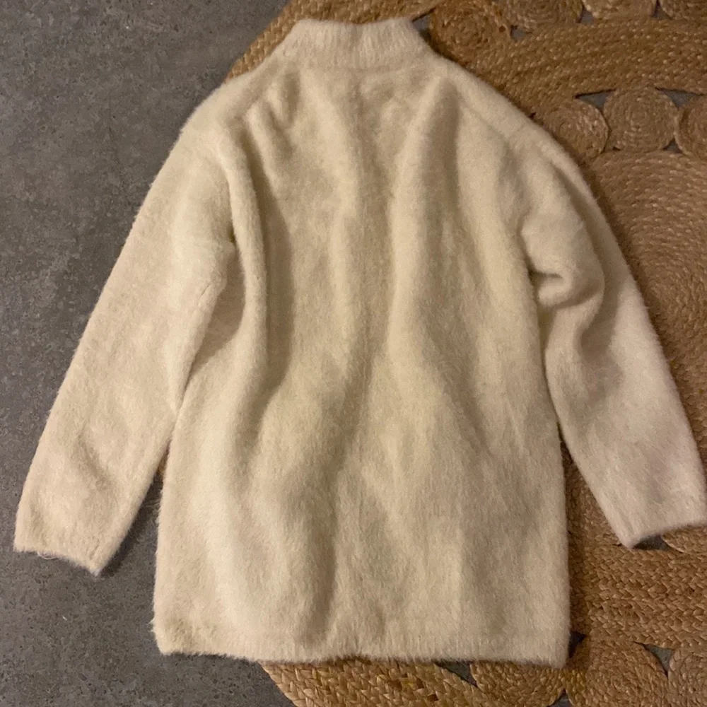 Point Sur by J. Crew Heavy Faux Fur Coat - Picture 4 of 7
